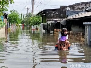1.917 KK Mengungsi Akibat Banjir di 4 Kelurahan di Manggala Makassar