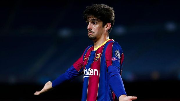 BARCELONA, SPAIN - NOVEMBER 04: Francisco Trincao of FC Barcelona gestures during the UEFA Champions League Group G stage match between FC Barcelona and Dynamo Kyiv at Camp Nou on November 04, 2020 in Barcelona, Spain. (Photo by Eric Alonso/Getty Images)