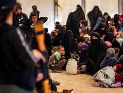 Jerman Bawa Pulang 3 Istri ISIS dan 12 Anak dari Suriah dalam Misi Rahasia