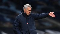 Jose Mourinho Vs Para Pemainnya Sendiri