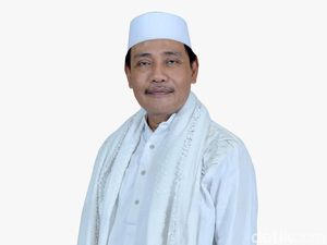 Ulama Jatim Usung KH Mutawakkil Alallah jadi Kandidat Ketum MUI Jawa Timur Ulama Jatim Usung KH Mutawakkil Alallah jadi Kandidat Ketum MUI Jawa Timur