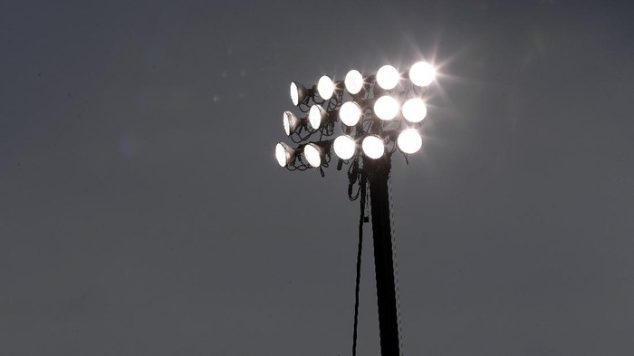 VOELKLINGEN, GERMANY - JUNE 09: Floodlights are seen inside the stadium during the DFB Cup semifinal match between 1. FC Saarbruecken and Bayer 04 Leverkusen at Hermann-Neuberger-Stadion on June 9, 2020 in Voelklingen, Germany. (Photo by Ronald Wittek/Pool via Getty Images)
