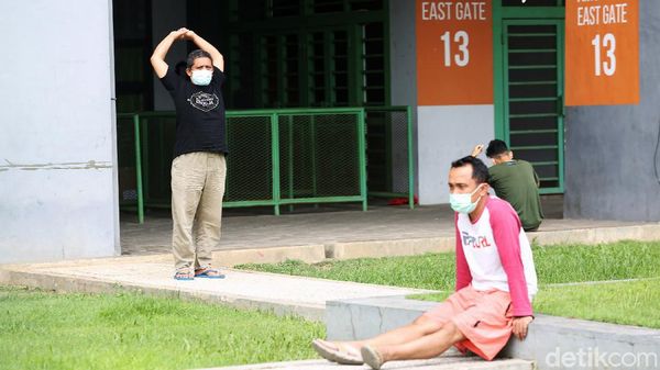 Mengintip Kegiatan Pasien OTG COVID-19 di Bekasi