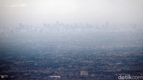 Melihat Kota Jakarta dan Bogor dari Ketinggian