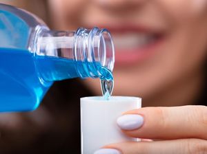 Cegah COVID-19 dengan Obat Kumur, Amankah untuk Penderita Tiroid?