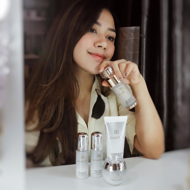 Rangkaian skincare Ultima II Clear White Supreme.