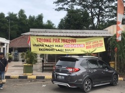 Rest Area Km 50 Tol Japek Ditutup, Spanduk Penolakan Relokasi Bertebaran
