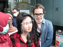 Tissa Biani Cemburu Berat! Dul Olahraga dengan Cewek Cantik dan Seksi