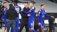 Dengan hasil ini kini Leicester naik ke peirngkat kedua dengan 27 poin. Julian Finney/ Pool via AP.