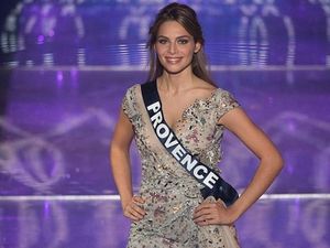 Kontestan Ratu Kecantikan Dihujat di Medsos Usai Ungkap Asal-usulnya Kontestan Ratu Kecantikan Dihujat di Medsos Usai Ungkap Asal-usulnya