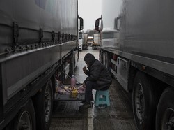 Pencuri dan Penadah 4 Ban Truk Trailer di Jakut Ditangkap, 1 Orang Diburu