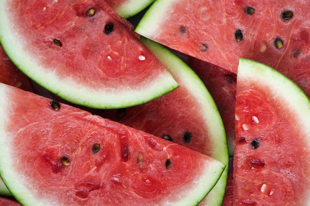 buah semangka untuk flek hitam