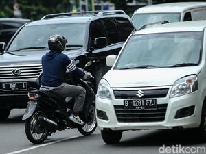 Penyakit Akut Pemotor Jakarta: Nekat Lawan Arah