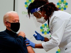 10 Juta Warga Divaksinasi Sebab Paman Sam Kejar Tayang Lawan Pandemi