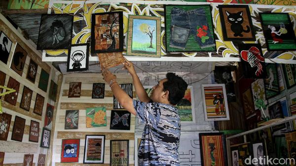 Menyulap Barang Tak Terpakai Jadi Karya Seni Bernilai Ekonomi Tinggi