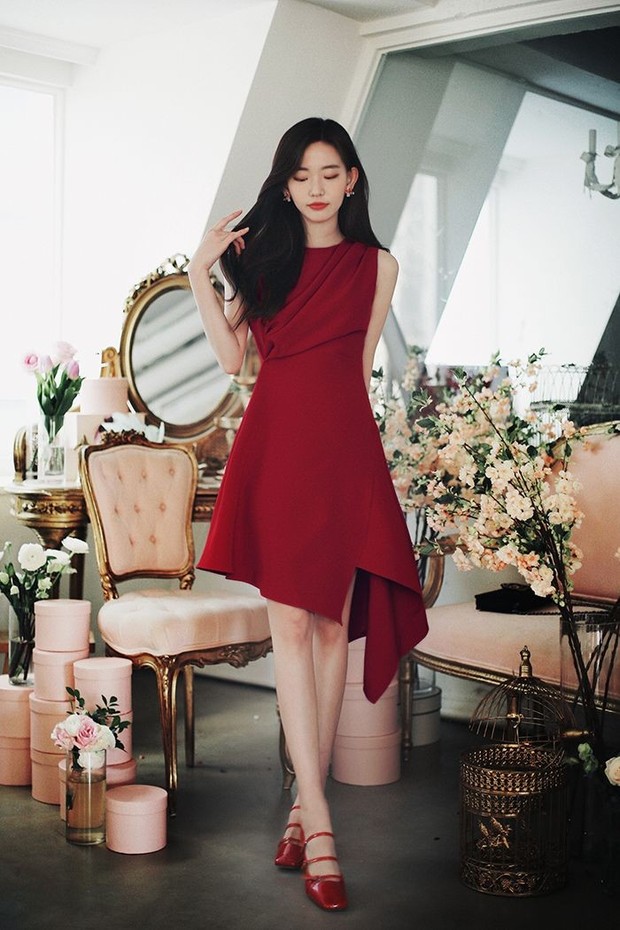 Milkcocoa_official/Instagram.com Red dress untuk Natal