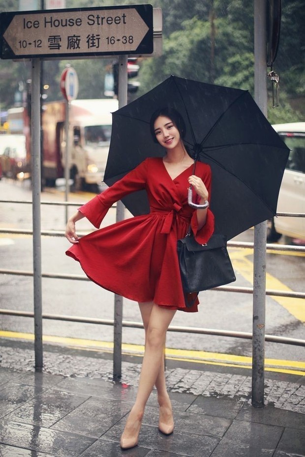 Milkcocoa_official/Instagram.com Red dress untuk Natal