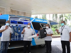 Pelindo III Sumbang Mobil Ambulans Penanganan COVID-19 ke RS PHC