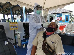 Masuk Jateng via Rembang, Pengendara dari Jatim Dicegat Rapid Test Antigen