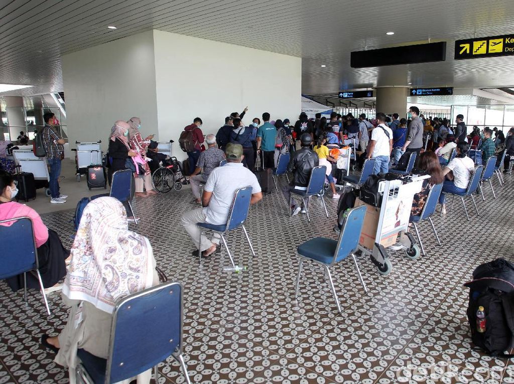 Jadi Syarat Naik Pesawat, AirAsia Tawarkan Rapid Antigen Harga Miring Jadi Syarat Naik Pesawat, AirAsia Tawarkan Rapid Antigen Harga Miring