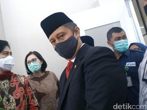 Penampakan Pertama Budi Gunadi Sadikin di Kemenkes Penampakan Pertama Budi Gunadi Sadikin di Kemenkes