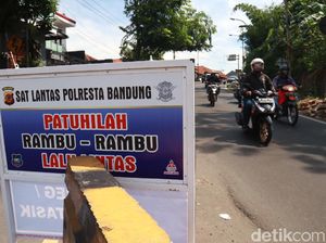 Begini Suasana Arus Lalin di Cileunyi-Nagreg Jelang Natal Begini Suasana Arus Lalin di Cileunyi-Nagreg Jelang Natal