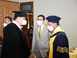 Menpora Puji Ketum PB Wushu Airlangga yang Raih Doktor Honoris Causa