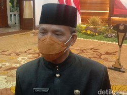 Risma Belum Serahkan Surat Mundur sebagai Wali Kota, Mungkin Ini Alasannya