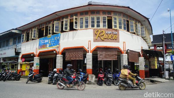 Potret Kedai Kopi Tertua di Singkawang