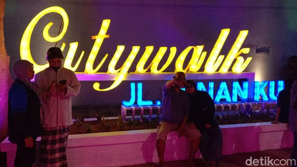 Foto Malioboro dari Kudus