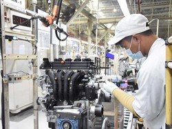 Mitsubishi Mulai Produksi Mesin Xpander di Indonesia