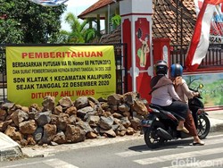 Sengkarut Penyegelan Sekolah, Pemkab Banyuwangi Siap Beli Tanah SDN Klatak