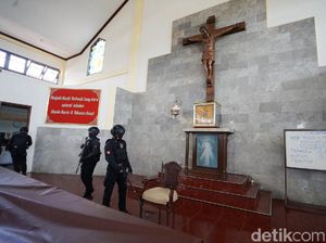 Video Polres Wonogiri Sterilisasi Gereja Jelang Perayaan Natal