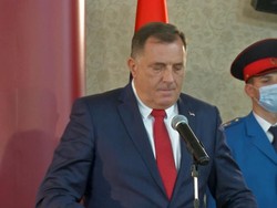 Presiden Bosnia Milorad Dodik Positif Covid-19