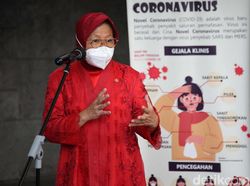 Restu Jokowi bagi Risma Rangkap Jabatan untuk Sementara