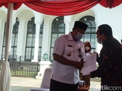 Temui Wagub Jabar, Massa Desak Penembakan 6 Laskar FPI Diusut Tuntas