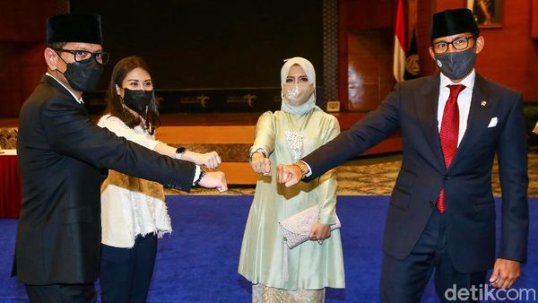 Sertijab Menparekraf dari Wishnutama ke Sandiaga Uno