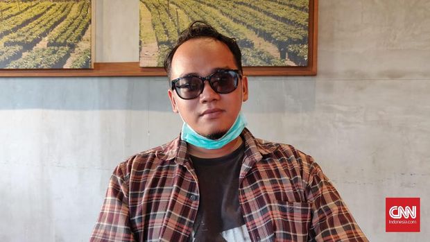 Warga Surabaya, Andhi Dwi berharap Tri Rismaharini tidak melakukan tindak pidana korupsi seperti menteri sosial sebelumnya.