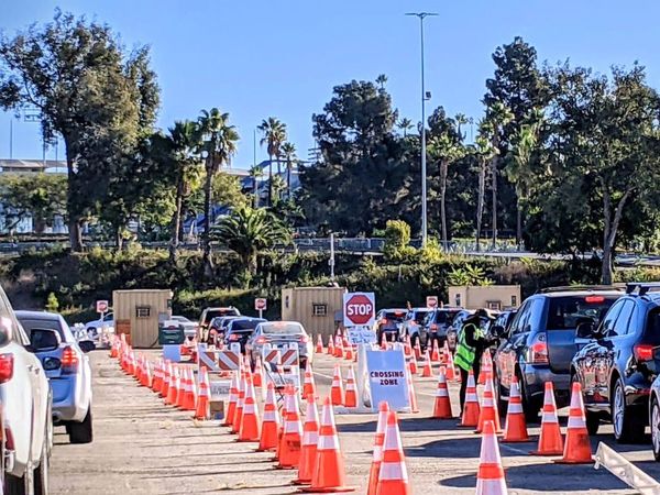 Saat Stadion Disulap Jadi Lokasi Swab Massal Gratis di AS