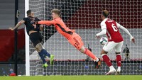 Gabriel Jesus sudah membuka keunggulan di menit ketiga. AP Photo/Frank Augstein.