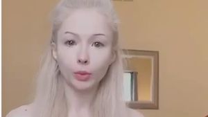 Begini Penampilan Wanita yang Viral Mirip Barbie Jika Tak Pakai Makeup