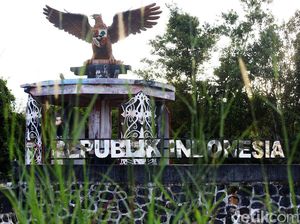 Tugu Kedaulatan RI di Perbatasan, Nasibmu Kini... Tugu Kedaulatan RI di Perbatasan, Nasibmu Kini...