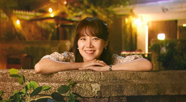 Gong Hyo Jin menjadi tokoh utama dalam drama When the Camellia Blooms/Sumber/Soompi Gong Hyo Jin menjadi tokoh utama dalam drama When the Camellia Blooms.