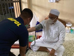 Polisi Cek Kesehatan-Makanan Habib Rizieq di Tahanan, Begini Potretnya