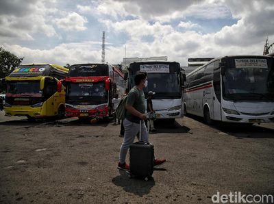 Libur Nataru Saat Pandemi, Jumlah Penumpang Bus di Terminal Ini Turun