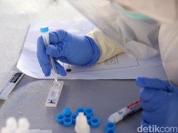 Liburan Tahun Baru ke NTB, Pendatang Wajib Punya Hasil Tes Antigen