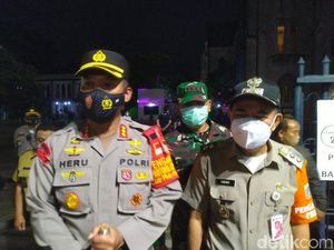 Polisi-TNI Cek Misa Natal Gereja Katedral: Prokes Sangat Ketat