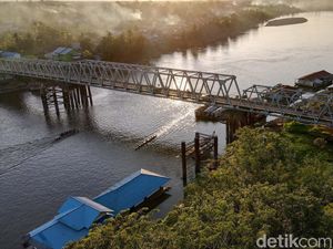 Bendungan-bendungan di Malaysia Eror Bikin Air Minum Langka dan Panic Buying