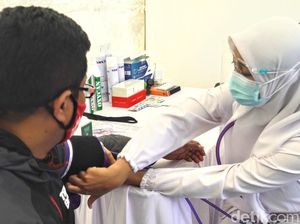 Penumpang Gratis Tes Rapid Antigen di Terminal Guntur Garut