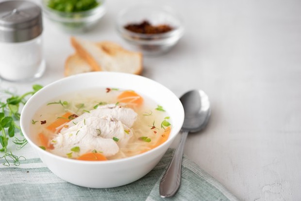 Sup ayam dapat membantu redakan flu.